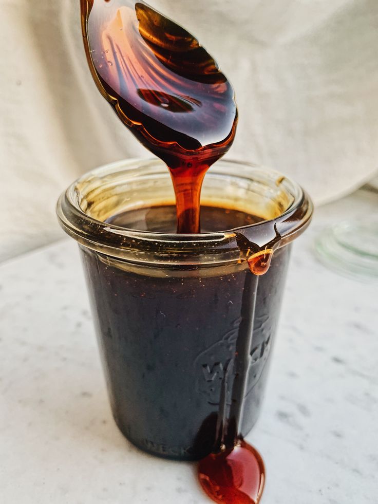 dates paste manufacturer